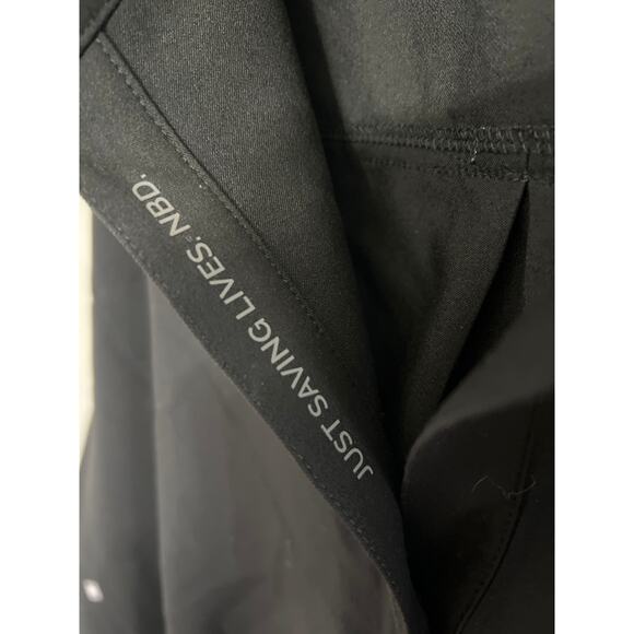 NWT Figs size 5X black Rafaella scrubs top - Picture 3 of 4